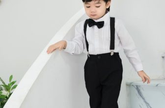 [🆕🇻🇳] TikTak House – Thời trang thiết kế cho bé 🧑‍🧒❤️️👶⭐️ Set yếm công tử trắng-đen luôn là set đồ không thể thiếu trong tủ đồ của các bé vì tính ứng dụng cao, lịch sự và thoải mái khi mặc Shop sẵn 2 phiên bản: ng , shares-1✔️ , likes-3❤️️ , date-2024-06-04 16:26:51🇻🇳🇻🇳🇻🇳📰🆕