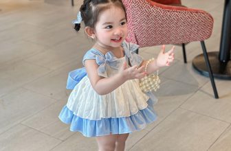 [🆕🇻🇳]  BB design – Chuyên đồ thiết kế dành cho mẹ và công chúa nhỏ 🧑‍🧒❤️️👶⭐️ Nhà e lên set mới màu siêu mát mắt, form ngắn lộ chíp, chất vải mát hợp với mùa hè.Set trắng nơ xanh: Lẻ: 240k – cài 50k
Chất liệu: thô boiBảng size  , shares-15✔️ , likes-1K❤️️ , date-2024-05-30 21:42:56🇻🇳🇻🇳🇻🇳📰🆕