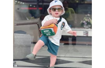 [🆕🇻🇳] Min’s – Baby & Kid shop – Bán và nhận oder các mặt hàng quần áo, phụ kiện trẻ em trên TAOBAO 🧑‍🧒❤️️👶⭐️ SET 3 chi tiết siêu hot Banana em còn màu đen sale #96k nha cả nhà ui
Size 10-17kg ạ
Set gồm: áo thun + quần short + túi
Chất thun tàu co giãn kèm quần  , shares-0✔️ , likes-2❤️️ , date-2024-06-04 19:39:20🇻🇳🇻🇳🇻🇳📰🆕