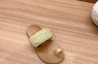 [🆕🇻🇳]   Cầu Vồng – Thế Giới Của Mẹ – Chuyên quần áo baby Quảng Châu, VNXK, hàng Thương hiệu 🧑‍🧒❤️️👶⭐️ Đôi dép huyền thoại đây gồi.   Bảng sz giày tham khảo dưới cmt.
, shares-0✔️ , likes-12❤️️ , date-2024-06-06 14:51:34🇻🇳🇻🇳🇻🇳📰🆕