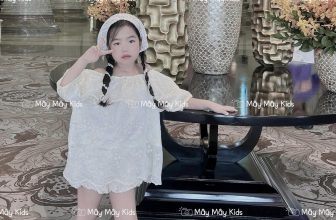 [🆕🇻🇳]  Mây Mây Kids – Cửa hàng quần áo 🧑‍🧒❤️️👶⭐️ Set ren siêuu xinhh của tuiiii
Set kp trắng tinh mà là màu be nhé ạ,vừa sang vừa đẹp hoạ tiết ren hoa văn to chuẩn qccc của eSẵn full sz 100-140 nhé ạ ( , shares-0✔️ , likes-18❤️️ , date-2024-06-03 16:27:37🇻🇳🇻🇳🇻🇳📰🆕