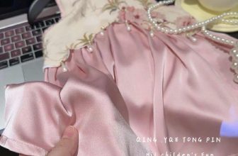 [🆕🇻🇳] Min’s – Baby & Kid shop – Bán và nhận oder các mặt hàng quần áo, phụ kiện trẻ em trên TAOBAO 🧑‍🧒❤️️👶⭐️ ĐẦM HÁN PHỤC CÁCH TÂN SIÊU XINH Ạ
Chất phi phối thô mềm mạc hè thích lắm các mẹ uiii. Kiểu dáng sát nách cho bé thoải mái vận động ạ
Size 90-140 (11-30kg) , shares-0✔️ , likes-4❤️️ , date-2024-06-07 14:55:15🇻🇳🇻🇳🇻🇳📰🆕