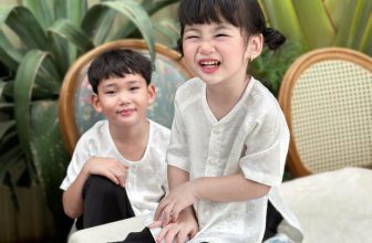 [🆕🇻🇳]  Bơ Hí – Thương hiệu thời trang thiết kế cao cấp dành cho mẹ và bé đẹp 🧑‍🧒❤️️👶⭐️  𝐀𝐧𝐡 𝐞𝐦 𝐜𝐡𝐮́𝐧𝐠 𝐭𝐚 𝐜𝐮̀𝐧𝐠 𝐭𝐚̣𝐨 𝐧𝐞̂𝐧 𝐧𝐡𝐮̛̃𝐧𝐠 𝐤𝐢̉ 𝐧𝐢𝐞̣̂𝐦 đ𝐞̣𝐩
Mẹ nhắn Bơ tư vấn size bé mình nha
Bơ có ship Cod và kiểm hàng trước khi nhận ạ
Bé #250k/bộ. , shares-0✔️ , likes-5❤️️ , date-2024-06-10 21:58:09🇻🇳🇻🇳🇻🇳📰🆕