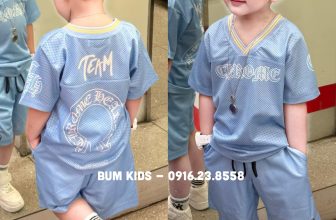 [🆕🇻🇳] Bum Kids – Cửa hàng quần áo cho bé 🧑‍🧒❤️️👶⭐️ Set thể thao lưới Chrome Heart     • vải lưới mềm mát mỏng nhẹ lắm ah , màu sắc xinh xẻo cho hè này   size 90 – 160 ( 12kg – 44kg ) BUM KIDS – CỬA HÀNG QUẦ , shares-0✔️ , likes-2❤️️ , date-2024-06-13 00:55:22🇻🇳🇻🇳🇻🇳📰🆕