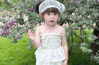 [🆕🇻🇳]  Bơ Hí – Thương hiệu thời trang thiết kế cao cấp dành cho mẹ và bé đẹp 🧑‍🧒❤️️👶⭐️  𝐍𝐡𝐚̀ 𝐁𝐨̛ 𝐜𝐨́ 𝐛𝐚́𝐧 𝐬𝐞𝐭 𝐱𝐢𝐧𝐡 đ𝐚́𝐧𝐠 𝐲𝐞̂𝐮 𝐜𝐡𝐨 𝐛𝐞́
Mẹ nhắn Bơ tư vấn size bé nhà mình nhen
Bơ có ship Cod và kiểm hàng trước khi nhận ạ
Bé #250k/bộ.       , shares-2✔️ , likes-9❤️️ , date-2024-06-11 19:26:25🇻🇳🇻🇳🇻🇳📰🆕