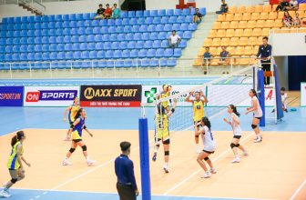 [🆕🇻🇳] MaxxSport – Hệ thống bán lẻ và phân phối các sản phẩm thời trang thể thao của các thương hiệu hàng đầu thế giới 👕 Top1Fashion 👗  DIỄN BIẾN HẤP DẪP CỦA GIẢI BÓNG CHUYỀN TRẺ VÔ ĐỊCH QUỐC GIA 2024Sau những ngày thi đấu, các bảng đấu nội dung nam và nữ đã chứng kiến khá nhiều bất ngờ.  , shares-0✔️ , likes-988❤️️ , date-2024-06-09 13:32:32🇻🇳🇻🇳🇻🇳📰🆕