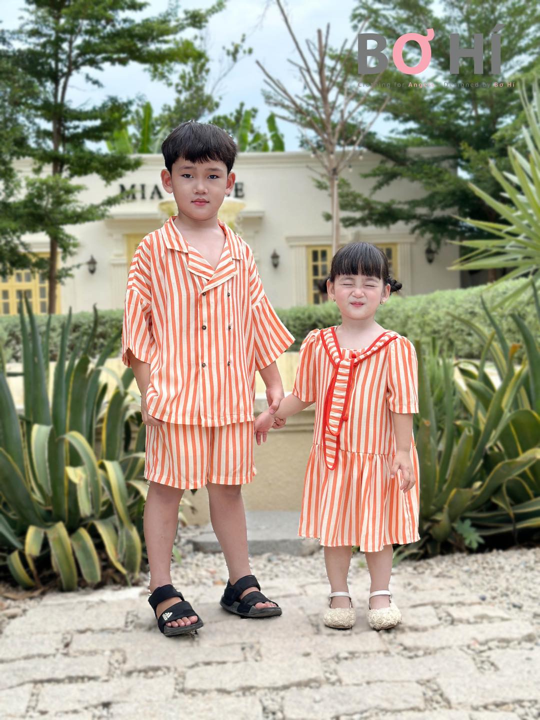 [🆕🇻🇳]  Bơ Hí – Thương hiệu thời trang thiết kế cao cấp dành cho mẹ và bé đẹp 🧑‍🧒❤️️👶⭐️  𝐆𝐢𝐚𝐨 𝐝𝐢𝐞̣̂𝐧 đ𝐢 𝐛𝐢𝐞̂̉𝐧 𝐪𝐮𝐚́ 𝐥𝐚̀ 𝐱𝐢𝐧𝐡
Mẹ nhắn Bơ tư vấn set đồ đôi bé nhà mình nhen
Bơ có ship Cod và kiểm hàng trước khi nhận ạ
Bé gái, bé trai #250k/ , shares-0✔️ , likes-5❤️️ , date-2024-06-10 16:13:05🇻🇳🇻🇳🇻🇳📰🆕