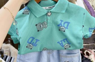 [🆕🇻🇳] Gạo Baby – Chuyên QC Cho Bé 🧑‍🧒❤️️👶⭐️ Set bộ quần áo polo gấu xanh mix quần jean mềm
sl ít bác Mom nhanh tay thì mới có size bé iu đó ạ
Size 8-24kg luôn ạ
Chấm (•) inbox để Gạo baby tư vấn  , shares-0✔️ , likes-4❤️️ , date-2024-06-19 15:14:00🇻🇳🇻🇳🇻🇳📰🆕