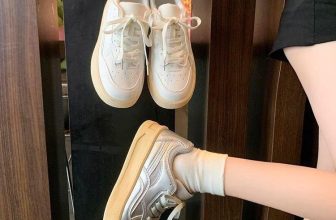 [🆕🇻🇳]  Voi Béo Store – Quần áo trẻ em xuất khẩu, xuất dư, hàng thiết kế cho bé 🧑‍🧒❤️️👶⭐️ GIÀY THỂ THAO BUỘC DÂY ĐẾ DÀY NỮ
Mix đồ truất lắm nha
Xịn mịn quá các ce ơiii Deal cực hịn đây ạ !các bác mua đi k hối tiếc  E cũng phải chôm ngay 1 đôi  , shares-0✔️ , likes-0❤️️ , date-2024-06-21 15:36:24🇻🇳🇻🇳🇻🇳📰🆕