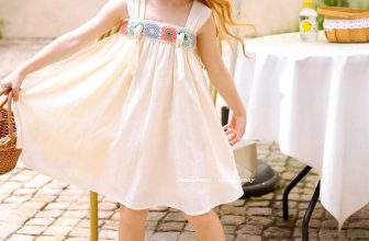 [🆕🇻🇳] Kiddie Kiddo – Thời trang trẻ em cao cấp 🧑‍🧒❤️️👶⭐️ CÒN SZ 2/3, 5/6, 6/7, 7/8, 10/11, 11/12
Xuất sắc!
Chiếc đầm trắng bé gái nào cũng cần mùa  hè này. Cứ mặc vào là auto có ảnh xinh nè. Kưng quá.
Sz: 2-12 , shares-1✔️ , likes-8❤️️ , date-2024-06-25 02:15:23🇻🇳🇻🇳🇻🇳📰🆕