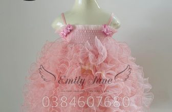 [🆕🇻🇳] Emily Jane – Váy đầm công chúa thiết kế cho bé 🧑‍🧒❤️️👶⭐️ Kẹo ngọt ngào, form cưng xỉu nạ
4-33kg, ba mẹ cần size lơn hơn inbox #EmilyJane tư vấn nhé.
#Vaydamcongchuabegai
#Vaydamthietkecaocap
#Vaysinhnhatchobe
#Qu , shares-0✔️ , likes-7❤️️ , date-2024-07-01 14:27:29🇻🇳🇻🇳🇻🇳📰🆕
