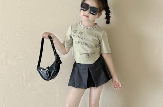 [🆕🇻🇳]  Tiệm Nhà Sam – Chuyên đồ trẻ em Style Hàn – Chuyên đồ trẻ em QCCC 🧑‍🧒❤️️👶⭐️ SĂN SALE THÔI CÁC MẸ ƠI
Sz: 90+100+120+130
: 340k sale còn 240k
#order
, shares-0✔️ , likes-4❤️️ , date-2024-07-01 23:10:57🇻🇳🇻🇳🇻🇳📰🆕