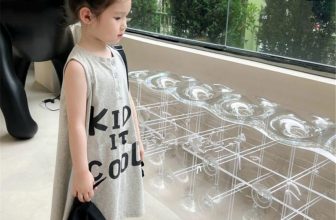 [🆕🇻🇳]  Shop Little Maven – cung cấp những mặt hàng thời trang trẻ em đẹp, chất lượng từ các thương hiệu hàng đầu 🧑‍🧒❤️️👶⭐️ Cuối mùa em còn một ít mẫu váy cho bé gái
Lẻ Size ạ
———————————
Shopee:
Zalo Sỉ: 0904860258
Địa chỉ: 35 Cự Lộc – Thanh Xuân  , shares-0✔️ , likes-2❤️️ , date-2024-07-02 13:46:55🇻🇳🇻🇳🇻🇳📰🆕