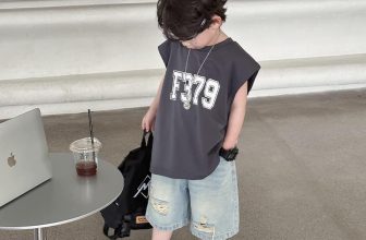 [🆕🇻🇳]  NaNa Chan – Quần áo trẻ em cực đẹp 😎❤️️⭐️ TANKTOP HOT • Giữa mùa hè thì cứ áo sát nách thoáng mát là phù hợp nhất. Lại còn rất thời trang nhé
Size 90-160 tuỳ mẫu#Nanachan
𝗦𝗵𝗼𝗽𝗲𝗲:
𝗧𝗶𝗸𝘁𝗼𝗸: nan , shares-1✔️ , likes-36❤️️ , date-2024-07-03 12:47:50🇻🇳🇻🇳🇻🇳📰🆕