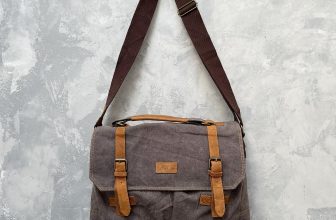 [🆕🇻🇳] Tiệm của Xoăn – Mua sắm & bán lẻ 🧑‍🧒❤️️👶⭐️ 450.000
Túi chéo( Los.mile)
– Size ngang 40cm, cao 30cm, hông 9cm
– Cond 8/9 chất dày dặn, hình cuối ngăn kéo phụ phía sau bị hư ạBạn vui lòng đọc kĩ và , shares-0✔️ , likes-0❤️️ , date-2024-07-08 17:08:32🇻🇳🇻🇳🇻🇳📰🆕