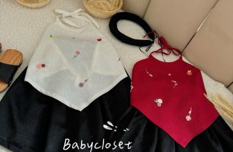 [🆕🇻🇳] Baby Closet luôn muốn được đồng hành cùng các mom chăm sóc, bảo vệ và yêu thương các con 🧑‍🧒❤️️👶⭐️ 𝐓𝐫𝐮𝐧𝐠 𝐭𝐡𝐮 𝐥𝐚̀ 𝐓𝐞̂́𝐭 𝐭𝐡𝐢𝐞̂́𝐮 𝐧𝐡𝐢
Với thiết kế yếm điệu đà, được thêu tay tỉ mỉ và chất cao cấp lên dáng sẽ iuuu vô cùng
Là dòng ở phân khúc cao , may thủ , shares-0✔️ , likes-4❤️️ , date-2024-07-08 19:52:01🇻🇳🇻🇳🇻🇳📰🆕
