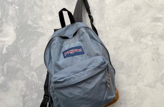 [🆕🇻🇳] Tiệm của Xoăn – Mua sắm & bán lẻ 🧑‍🧒❤️️👶⭐️ SOLD
Balo
– Size ngang 35cm, cao 43cm
– Cond 8/9 hình cuối ngăn chính 2 khoá kéo( mất tay cầm 1 khoá), hình 8 có vết đen bên trong túi, tem bị bay chữBạ , shares-0✔️ , likes-0❤️️ , date-2024-07-08 17:11:28🇻🇳🇻🇳🇻🇳📰🆕