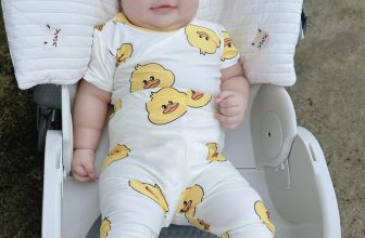 [🆕🇻🇳]  BU BABY WEAR – Đồ em bé – Đồ trẻ em 🧑‍🧒❤️️👶⭐️ Mặc con gà ra đường các cô các bà cứ túm lấy đòi bế về nuôi  mắt thì lim rim mà cứ đòi ra đường
125k
S: 8-11.5kg
M: 11.5-14kg
L: 14-17kg
Xl: 17-21kg
, shares-0✔️ , likes-16❤️️ , date-2024-07-14 16:08:29🇻🇳🇻🇳🇻🇳📰🆕