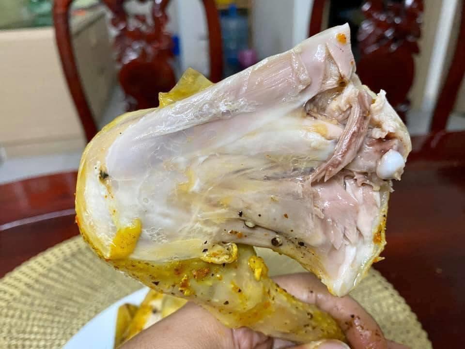 [🍜🇻🇳] CÀ MÈN – Đặc sản quê hương Quảng Trị 🍔Top1Food 🍜 – Gà nổ muối đây rồi anh chị ơiiii!



Từng thớ thịt mềm, chắc, mọng nước, …