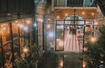 [☕️🇻🇳] Ngầu Coffee – 36 Lê Lợi, Vinh 🥤 Top1Coffee ☕️ Mưa rơi rả rích và ngồi trong quán cà phê thân quen, lắng nghe một bản nhạc yêu thích, đọc một cuốn sách hay và đắm chìm về nỗi  , shares-0✔️ , likes-38❤️️ , date-2019-08-09 22:41:36🇻🇳🇻🇳🇻🇳📰🆕