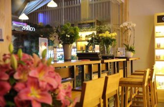 [☕️🇻🇳] Coffee Bùi Văn Ngọ – Đà Lạt 🥤 Top1Coffee ☕️ F.A? Cà phê một mình? Chắc hẳn sẽ không hề tẻ nhạt với những góc nhỏ xinh xinh như thế này tại Bùi Văn Ngọ Coffee Đà Lạt.
, shares-1✔️ , likes-17❤️️ , date-2019-09-09 15:56:24🇻🇳🇻🇳🇻🇳📰🆕