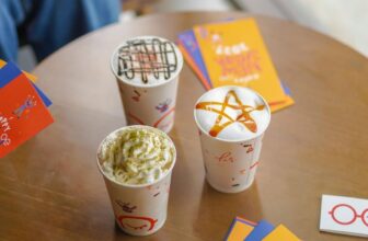 [☕️🇻🇳] A’dor Café 🥤 Top1Coffee ☕️ Tết này bạn phải về quê,
Hay sẵn cà phê,
Bạn lì xì sớm ?Người bạn trân quý ơi, bao lì xì @ador.cafe đây. Bạn bỏ vào trong một  , shares-0✔️ , likes-12❤️️ , date-2021-02-05 16:08:09🇻🇳🇻🇳🇻🇳📰🆕