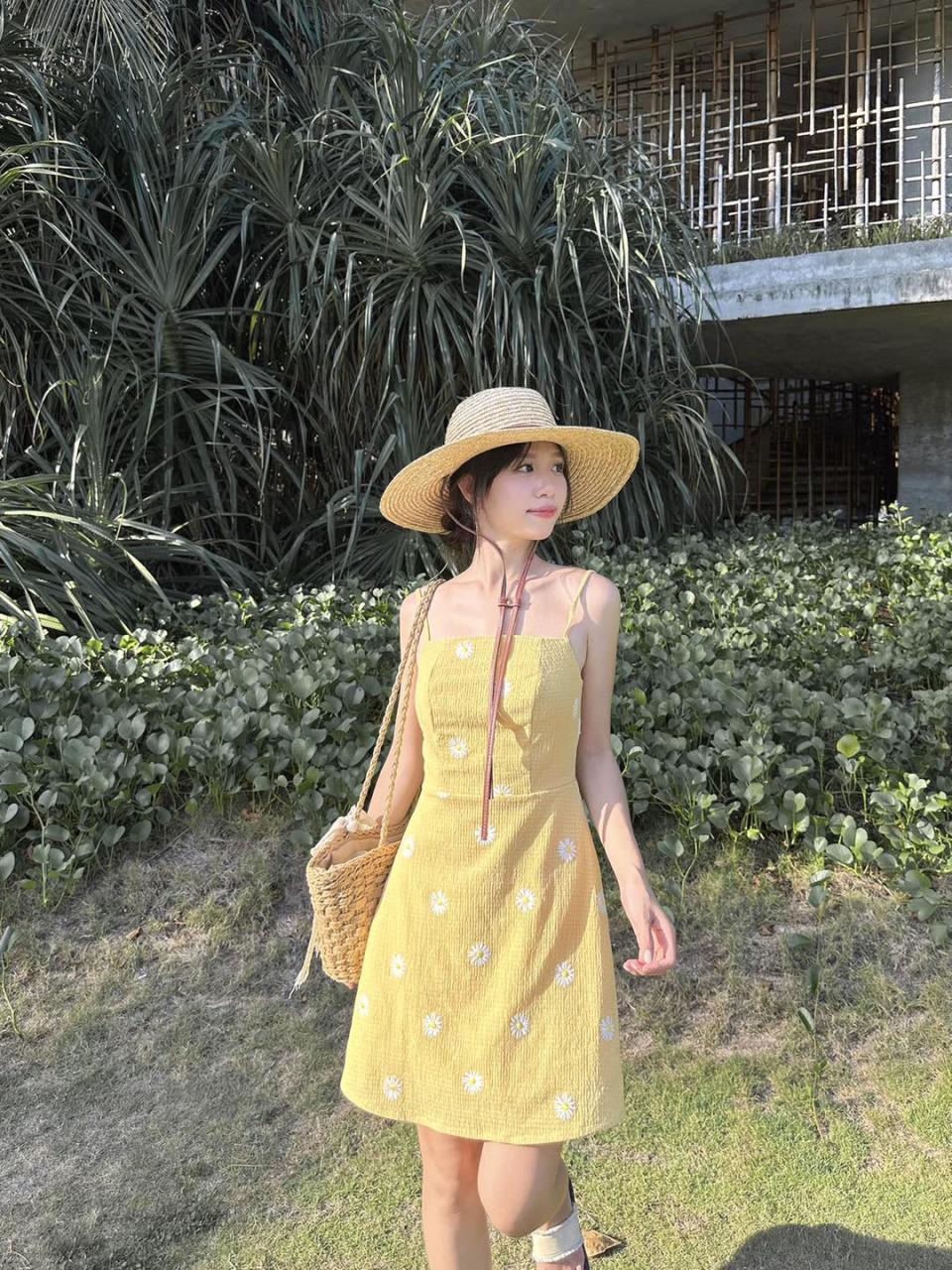 [🛒🇻🇳]Romee Dress – Ceci Cela , SKU – – cecicela.vn 🇻🇳🛒Top1Shop🛒 🇻🇳Top1Vietnam🇻🇳 🛍🛒🇻🇳