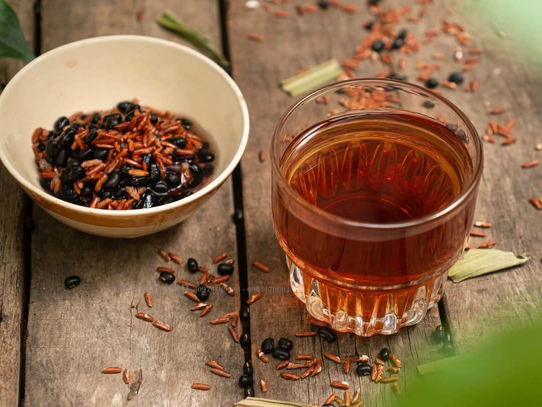 Cách uống gạo lứt đậu đen giảm cân: Nấu trà thế nào cho đúng?