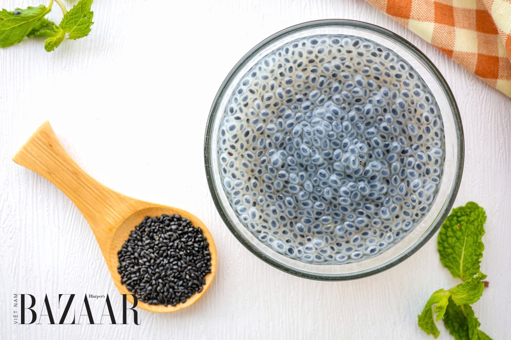 Hạt é kỵ với gì? Lợi ích của loại hạt nhỏ mà “có võ” [🆕🇻🇳] bazaarvietnam.vn