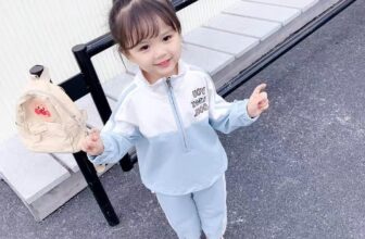 [🆕🇻🇳] Bon Bon Kids – Thời Trang Nhí 🧑‍🧒❤️️👶⭐️  Bộ nỉ Youlike hàng xuất sỉ dư vài chục bộ
Hàng đầu mùa vừa rẻ vừa đẹp. Các Mom đừng đợi lạnh mới mua nhé.
Hàng giống hình, được kiểm tra hàng rồi than , shares-0✔️ , likes-6❤️️ , date-2021-10-27 12:23:36🇻🇳🇻🇳🇻🇳📰🆕