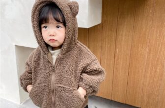 [🆕🇻🇳] HAPPY HIPPO – chuyên đồ trẻ em – Lullaby vnxk 😎❤️️⭐️  ÁO KHOÁC LÔNG TAI GẤU CHO BÉ  Sắm ngay em áo khoác vừa cute vừa ấm này đi ạ!!! Áo lông có mũ hình tai gấu mềm mịn nhẹ têng luôn    Hàng có sẵn, đủ size 80 , shares-0✔️ , likes-0❤️️ , date-2022-01-14 14:00:03🇻🇳🇻🇳🇻🇳📰🆕