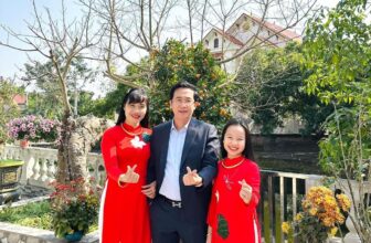 [🆕🇻🇳]  Phương Nguyễn Silk chuyên thiết kế áo dài trẻ em, áo dài mẹ & bé 🧑‍🧒❤️️👶⭐️ Tết cho những niềm vui gặp gỡ
Áo dài Phương Nguyễn Silk xin kính chúc quý khách hàng một năm dồi dào sức khỏe và vạn điều may mắn!  #Tetsumvay
#Aodaikha , shares-1✔️ , likes-11❤️️ , date-2023-01-25 14:41:44🇻🇳🇻🇳🇻🇳📰🆕