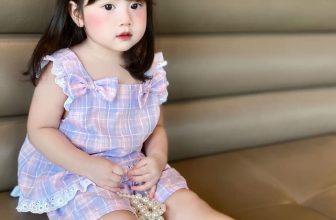 [🆕🇻🇳]  Kids Closet HM 🧑‍🧒❤️️👶⭐️ Không muốn lên nhiều mã mà 2 con mẫu mặc xong nó nổ ib quá e lại phải gom.cover hãng phiên bản 1xx nhỏ xinh gặp ehết nước chấm luôn
, shares-0✔️ , likes-3❤️️ , date-2023-05-15 20:44:17🇻🇳🇻🇳🇻🇳📰🆕