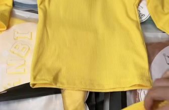 [🆕🇻🇳]  Thời trang trẻ em xuất dư- Bé Nhi 🧑‍🧒❤️️👶⭐️ xót kho còn ít nên e #sale Bộ len tăm lụa cạp cao Tặng Kèm nón tai thỏ siêu xinh
Chất tăm lụa loại 1, hàng chính phẩm mềm, co giãn 4chieu, thấm hút mồ hôi , shares-0✔️ , likes-5❤️️ , date-2023-11-27 17:48:33🇻🇳🇻🇳🇻🇳📰🆕