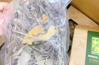 [🆕🇻🇳] Happy Babies Shop- Chuyên Đồ Dùng Sau Sinh, Mẹ & Bé 👕 Top1Fashion 👗  Sản phụ ko thể thiếu em lá xông này nha ^^
Ngoài xông tắm khi ở cữ, các mẹ cũng xông giải cảm, khoẻ người, thư giãn nha các mẹ
—————-
Lá xông tắ , shares-1✔️ , likes-1❤️️ , date-2023-12-29 15:49:28🇻🇳🇻🇳🇻🇳📰🆕