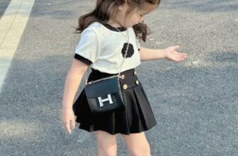 [🆕🇻🇳]  Thời trang trẻ em Sumi – Đồ trẻ em 🧑‍🧒❤️️👶⭐️ Set bé gái cực yêu nha mom. Áo thun gân đẹp lắm. Chân váy chất kate nhập xịn, có chip lót trong
Hàng mới về
, shares-0✔️ , likes-17❤️️ , date-2024-02-28 20:11:02🇻🇳🇻🇳🇻🇳📰🆕