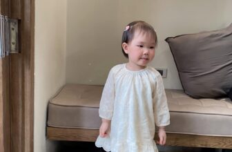 [🆕🇻🇳] Cheli Kid 🌷 – Thời trang thiết kế dành riêng cho các bé yêu 😍  🧑‍🧒❤️️👶⭐️ 𝑨𝒏𝒏𝒂 𝒅𝒓𝒆𝒔𝒔
Là một chiếc váy dáng babydoll chất mát, mặc nhẹ rất dễ chịu và thoải mái cho các bé trong mùa hè.
Trông rất xinh yêu đúng k các mẹ
Shopee , shares-25✔️ , likes-1K❤️️ , date-2024-03-16 19:32:03🇻🇳🇻🇳🇻🇳📰🆕