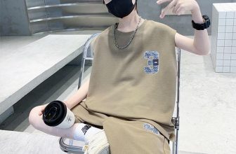 [🆕🇻🇳] Moana Fashion – Quần áo trẻ em 🧑‍🧒❤️️👶⭐️  𝗠𝘂̀𝗮 𝗵𝗲̀ đ𝗮̃ 𝘁𝗼̛́𝗶, 𝗵𝗮̀𝗻𝗴 𝗺𝗼̛́𝗶 𝗹𝗮̣𝗶 𝘃𝗲̂̀ Áo tank top và short chắc chắn là items đang được các mom săn lùng ngay lúc này
Size : 120-170
Giá : 280k •• , shares-0✔️ , likes-2❤️️ , date-2024-04-14 13:06:33🇻🇳🇻🇳🇻🇳📰🆕