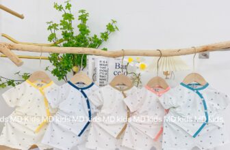 [🆕🇻🇳] Thời trang Trẻ Em Cao cấp 🧑‍🧒❤️️👶⭐️ Bộ cộc tay MD in họa tiết 0-14M
Chất Petit thun lạnh phù hợp với da nhạy cảm, Không xù lông sau 1 thời gian mặc . 2 kiểu sáng chui và khuy cài cho mẹ thoả , shares-0✔️ , likes-0❤️️ , date-2024-04-11 19:44:55🇻🇳🇻🇳🇻🇳📰🆕