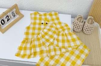 [🆕🇻🇳]  Nhỏ Xíu Babe-Cửa hàng quần áo sơ sinh & trẻ em 🧑‍🧒❤️️👶⭐️ Set này điệu đà mát mẻ quá nè mom. Chất thô kẻ, mềm thoải mái, thấm hút mồ hôi.Bảng sz tham khảo
Size 80 : 8-10 kg
Size 90 : 11-13 kg
Size 100 : 14-16 kg , shares-0✔️ , likes-3❤️️ , date-2024-04-25 15:35:28🇻🇳🇻🇳🇻🇳📰🆕