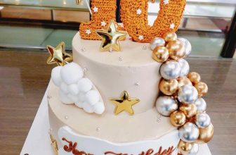 [🆕🇻🇳] Hương Việt Bakery 🍔 Top1Food  🍜  Khách đang chuẩn bị sinh nhật mời ghé Hương Việt  chọn bánh kem vừa ngon vừa đẹp với hàng trăm mẫu bánh cập nhật liên tục ạ
HV nhận lên ý tưởng, thiết k , shares-9✔️ , likes-761❤️️ , date-2024-05-23 20:00:01🇻🇳🇻🇳🇻🇳📰🆕