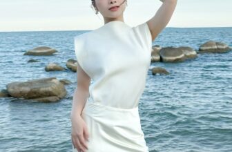 [🆕🇻🇳] LANE JT – Đấu trường sắc đẹp trong nước và quốc tế 👕 Top1Fashion 👗  Singer Dương Hoàng Yến trong thiết kế #CLARAset mang tới vẻ ngoài thanh lịch và cuốn hút trong mọi bối cảnh.Available in Black | White———
𝗟𝗔𝗡 , shares-6✔️ , likes-104❤️️ , date-2024-06-18 02:00:12🇻🇳🇻🇳🇻🇳📰🆕