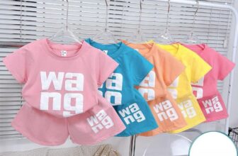 [🆕🇻🇳] Shop bé Gạo -Cửa hàng quần áo trẻ em 🧑‍🧒❤️️👶⭐️ Mẫu mới nhà GẠO đây rồi ạ
Chỉ #69k/bộ . Mua 2 bộ miễn phí ship
Chất cotton mềm mại, thấm hút mồ hôi
Size từ 6-32kg
Bao kiểm tra hàng trước khi than , shares-0✔️ , likes-9❤️️ , date-2024-06-28 18:10:36🇻🇳🇻🇳🇻🇳📰🆕
