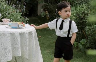 [🆕🇻🇳]  TIỆM NHÀ XOÀI – Chuyên sản phẩm cao cấp cho bé yêu! 🧑‍🧒❤️️👶⭐️ Thêm nét chấm phá vào outfit tiệc của bé với set đồ Black and White: 𝐉𝐨𝐩𝐚𝐳 𝐱 𝐊𝐚𝐫𝐞𝐥. Bé có thể đi học, đi chơi, hoặc mix cravat và giày tây để diện đi sinh  , shares-0✔️ , likes-8❤️️ , date-2024-07-05 21:07:06🇻🇳🇻🇳🇻🇳📰🆕