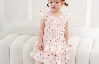 [🆕🇻🇳]  Carrot – Design for Girls – nhãn hiệu thời trang thiết kế dành cho bé gái từ tháng 01/2015 🧑‍🧒❤️️👶⭐️ Mẹ đừng hỏi váy được SALE chưa, tầm này váy nào cũng được SALE ạ
, shares-0✔️ , likes-3❤️️ , date-2024-07-14 18:16:03🇻🇳🇻🇳🇻🇳📰🆕