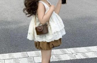 [🆕🇻🇳] Sukem House – Đồ trẻ em cao cấp – Chuyên sỉ, lẻ đồ trẻ em cao cấp 🧑‍🧒❤️️👶⭐️ | 𝗡𝗲𝘄 𝗮𝗿𝗿𝗶𝘃𝗮𝗹 | Set thô ren tầng 2 quai chất cực mềm, mát, bé mặc lên siêu dễ thương ạ
Size: 90-130
, shares-0✔️ , likes-5❤️️ , date-2024-07-17 15:05:25🇻🇳🇻🇳🇻🇳📰🆕