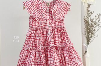 [🆕🇻🇳] Bắp Xinh Shop – Thời Trang Của Bé 🧑‍🧒❤️️👶⭐️ Hàng có sẵn !!!!
Váy bé gái tay bồng cổ bèo bản to dáng váy xòe xinh yêu.
Thiết kế váy nhẹ nhàng với tay bồng bo chun nhẹ thoải mái, cổ bèo bản to làm  , shares-0✔️ , likes-6❤️️ , date-2024-08-03 20:26:59🇻🇳🇻🇳🇻🇳📰🆕