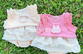 [🆕🇻🇳] Góc nhỏ của Ngân – Đồ bộ mặc nhà cho bé 🧑‍🧒❤️️👶⭐️  Xinh quáaaa, giá #99k quá rẻ ạaaa
Hàng thiết kế sản xuất độc quyền giá các bên đầu trăm nhà e đầu chục ạ
~ Sẵn size 5-14kg  2 bộ này Ngân freeship luôn  , shares-0✔️ , likes-6❤️️ , date-2024-08-05 16:36:42🇻🇳🇻🇳🇻🇳📰🆕