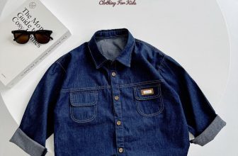 [🆕🇻🇳] ZOO KIDS 🧑‍🧒❤️️👶⭐️ #NEW_ARRIVAL
Item áo sơ mi jean denim sành điệu, sịn sò
Chất liệu: bò giấy đã qua xử lý giặt mềm mịn, không phai màu hay bai xù
Thiết kế phối túi v , shares-0✔️ , likes-3❤️️ , date-2024-08-12 15:38:59🇻🇳🇻🇳🇻🇳📰🆕