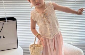 [🆕🇻🇳]  BEBÉ KIDS- Thời trang cao cấp cho bé yêu 🧑‍🧒❤️️👶⭐️ Set tiểu thư dành cho các bé yêu ah
, shares-1✔️ , likes-4❤️️ , date-2024-08-11 23:01:30🇻🇳🇻🇳🇻🇳📰🆕